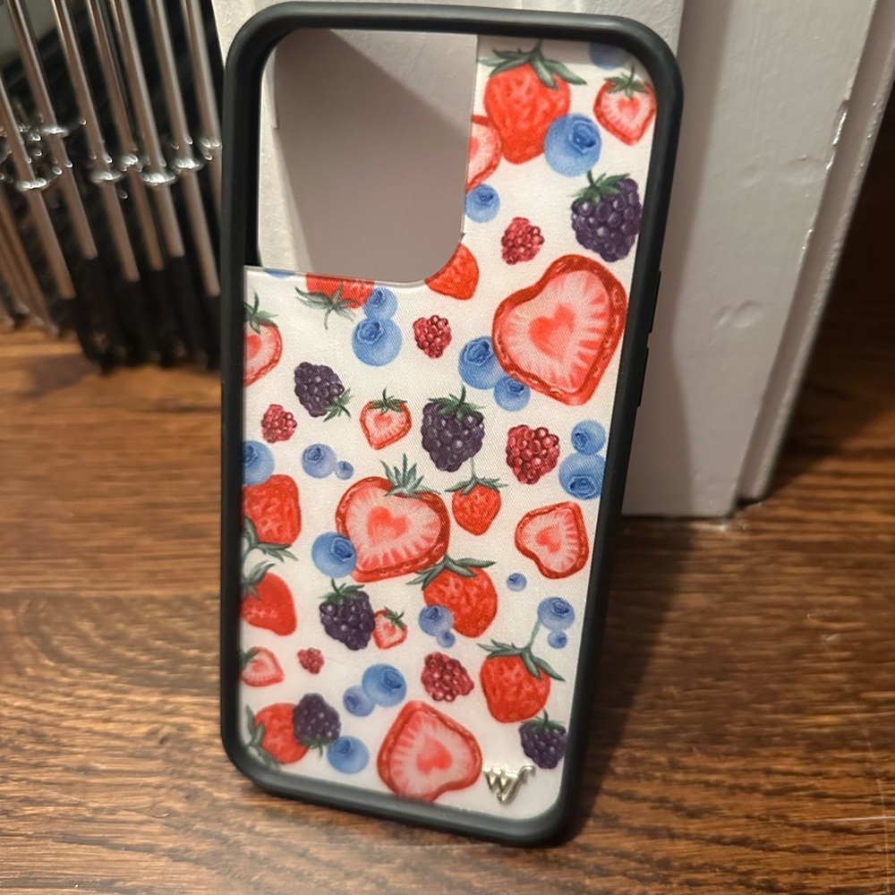 Vibrant Red and Blue Fruit Pattern Smartphone Case